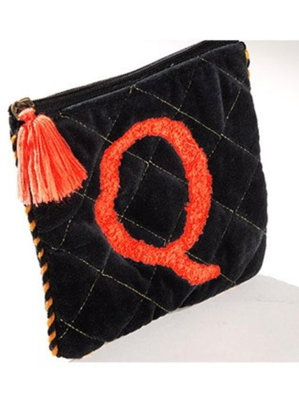 Initial Velveteen Pouch - Q