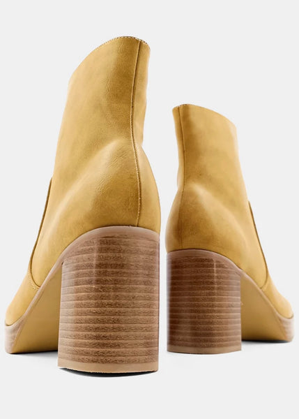 Shu Shop Vernita Tan Ankle Boot