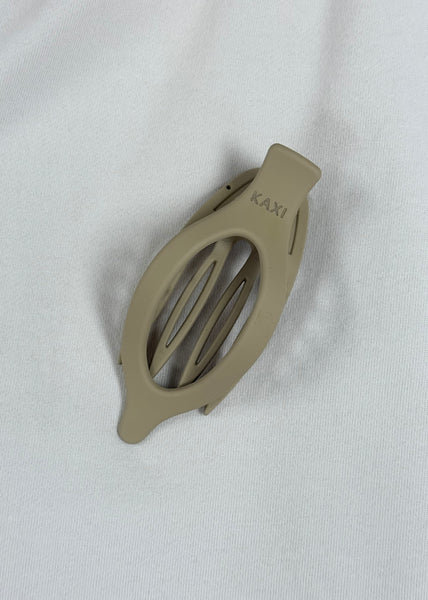 Lay Down Hair Claw in Bone