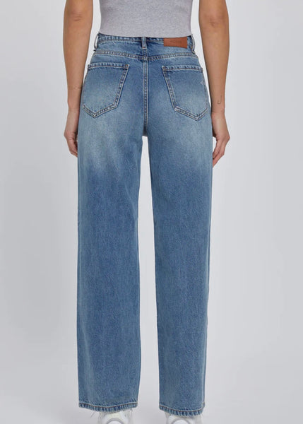 Logan Classic Dad Jeans