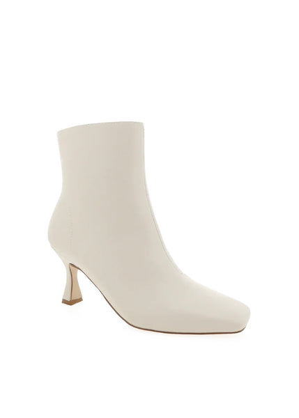 Billini Chyana Chalk Ankle Boot