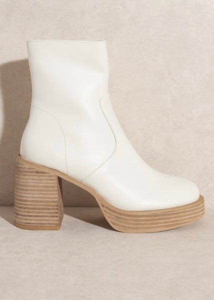 Alexandra Ankle Boots - White