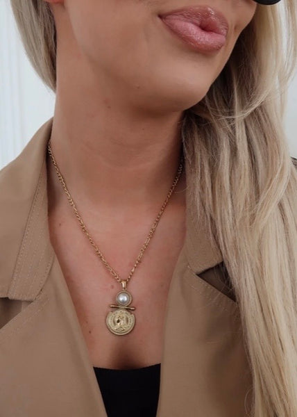 Macy Gold Coin Necklace