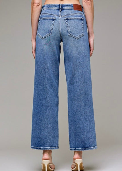 Logan Mid Rise Dad Jean