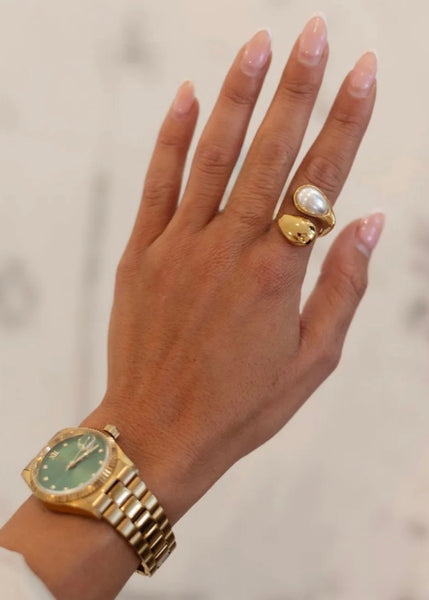 Ava Ring