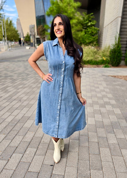 Favorite Find Sleeveless Denim Midi Dress