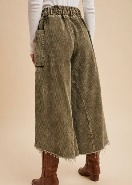 Seasonal Olive Corduroy Fray Hem Pants