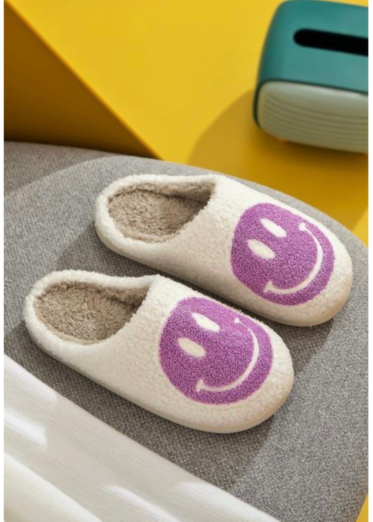 Smile Fuzzy Slippers - Purple/White
