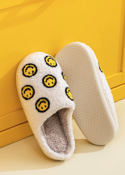 Smile Dot Fuzzy Slippers - White/Yellow