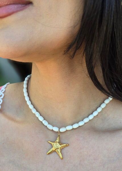 Small Starfish Ivory Beaded Necklace