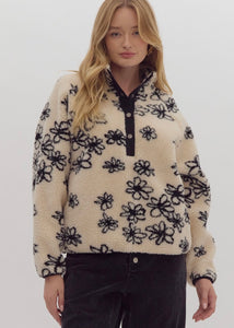 Warm Desire Black & White Daisy Sherpa Pullover