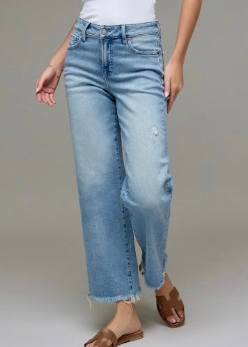 Ally Light Wash Cropped Classic Straight Jean