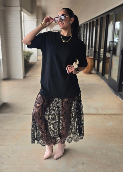 T-Shirt & Lace Black Oversize Dress