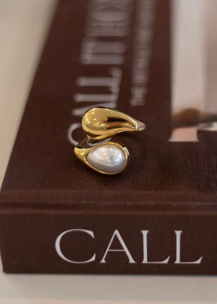 Ava Ring