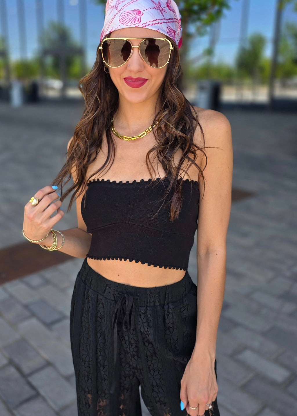 Still With It Scalloped Cropped Tube Top - Black – Pink Attitude