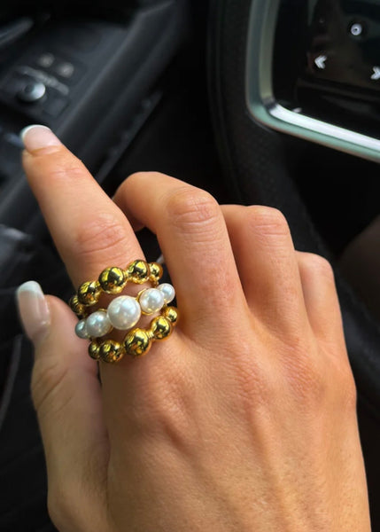 Emma Gold Pearl Ring