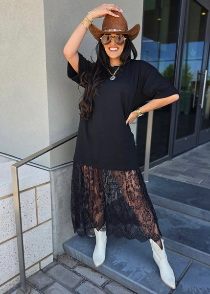 T-Shirt & Lace Black Oversize Dress