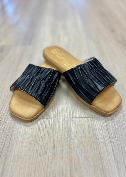 Beach By Matisse Viva Black Slide Sandal