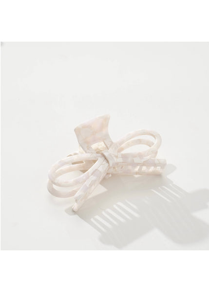 Remi Wide Bow Claw Clip - White