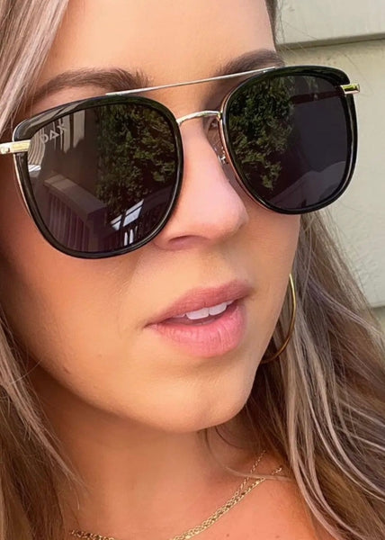 Ivy Black Oversized Square Sunglasses