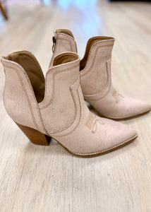 Smoke Show Cream Crackle Bootie