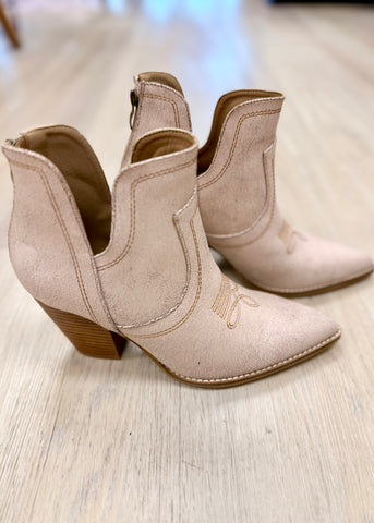 Smoke Show Cream Crackle Bootie