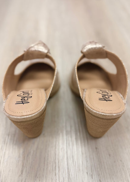 Knot Gonna Happen Gold Mule